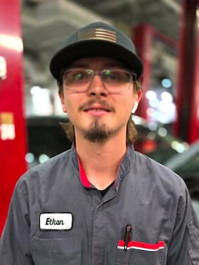 Staff member ETHAN CARR from ID_ab1f8cf838cf