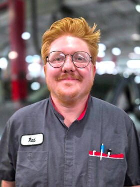 Staff member RYAN POSTLETHWAITE from ID_ab1f8cf838cf