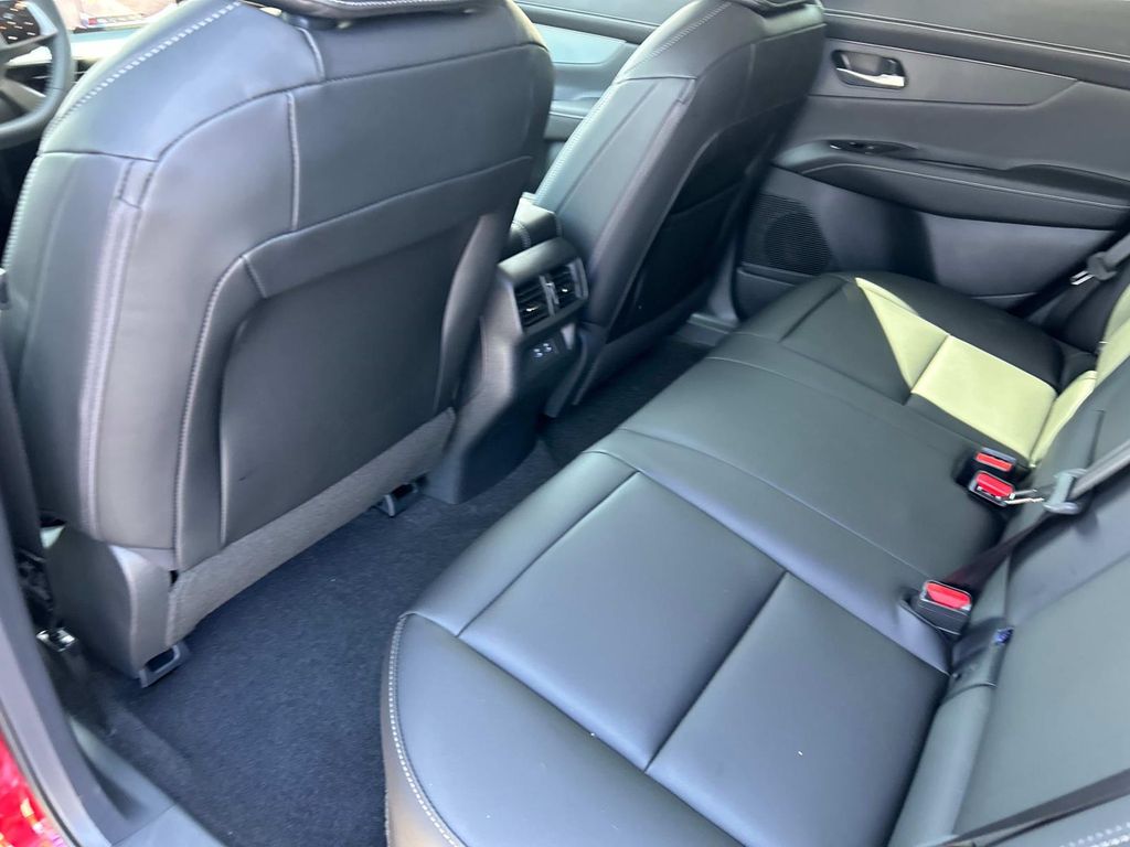 2025 Nissan Murano SL - Photo 19