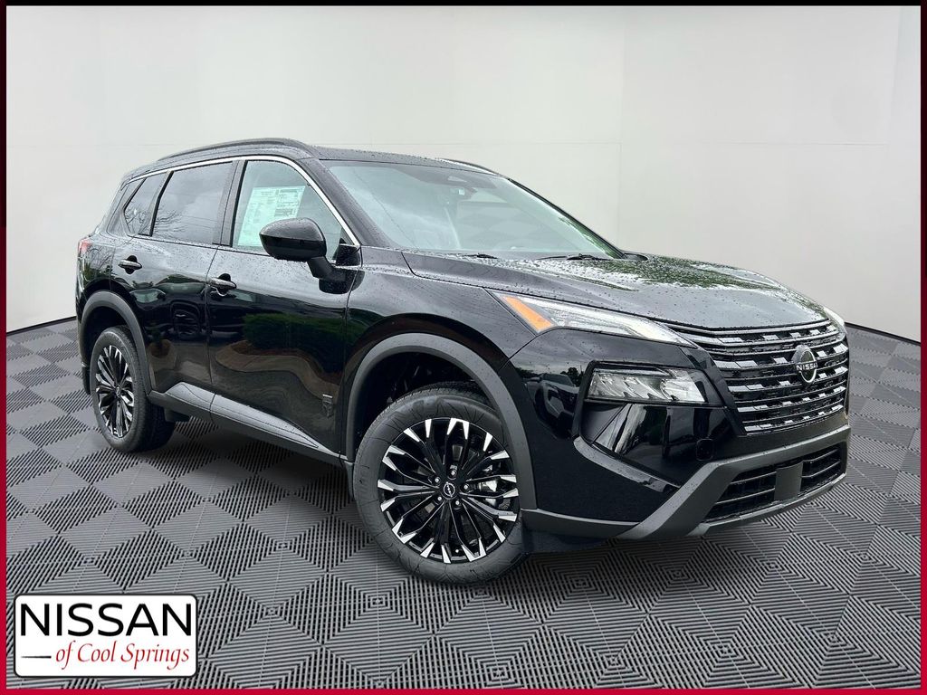 2026 Nissan Rogue Dark Armor AWD's photo