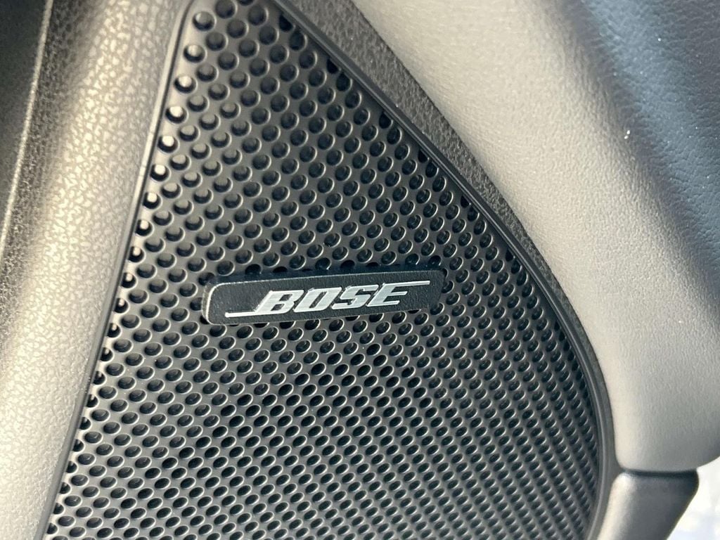 2025 Nissan Z Performance - Photo 18