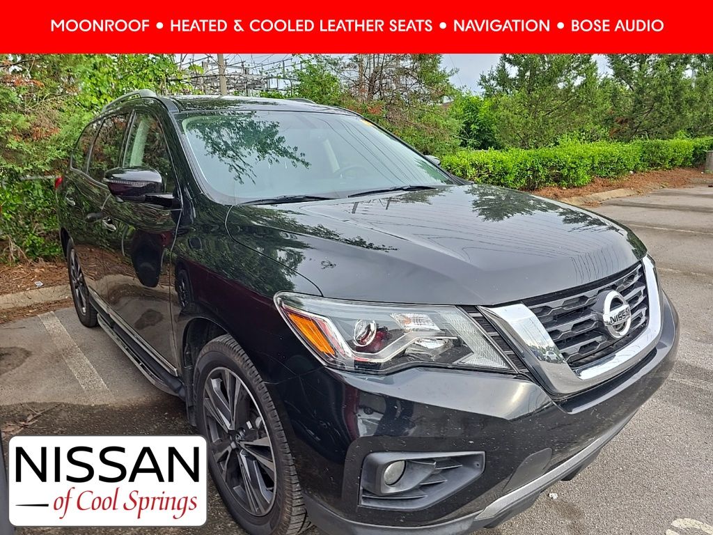 2019 Nissan Pathfinder Platinum 4WD's photo