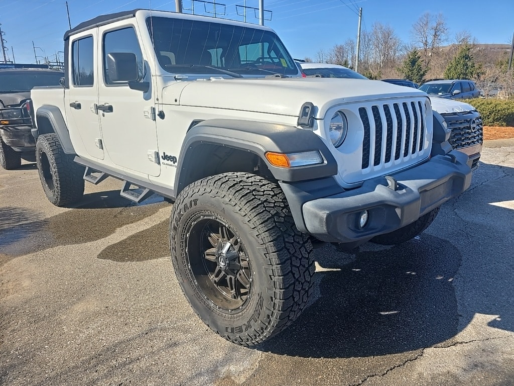 Used 2020 Jeep Gladiator Sport Truck Crew Cab