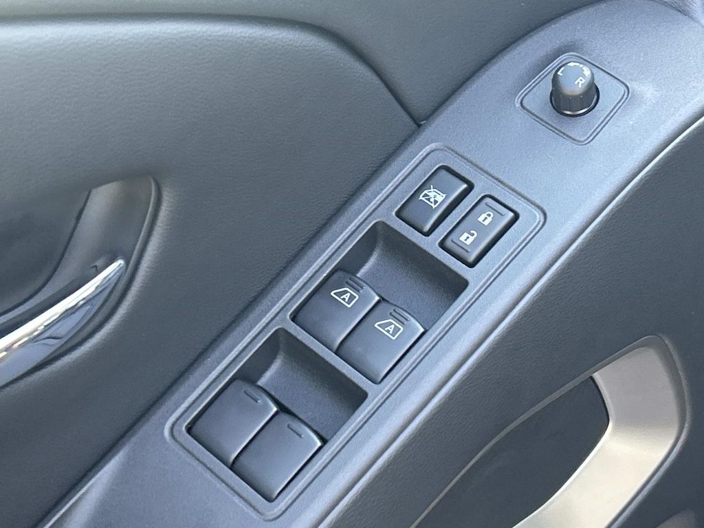 2026 Nissan Frontier SV - Photo 20