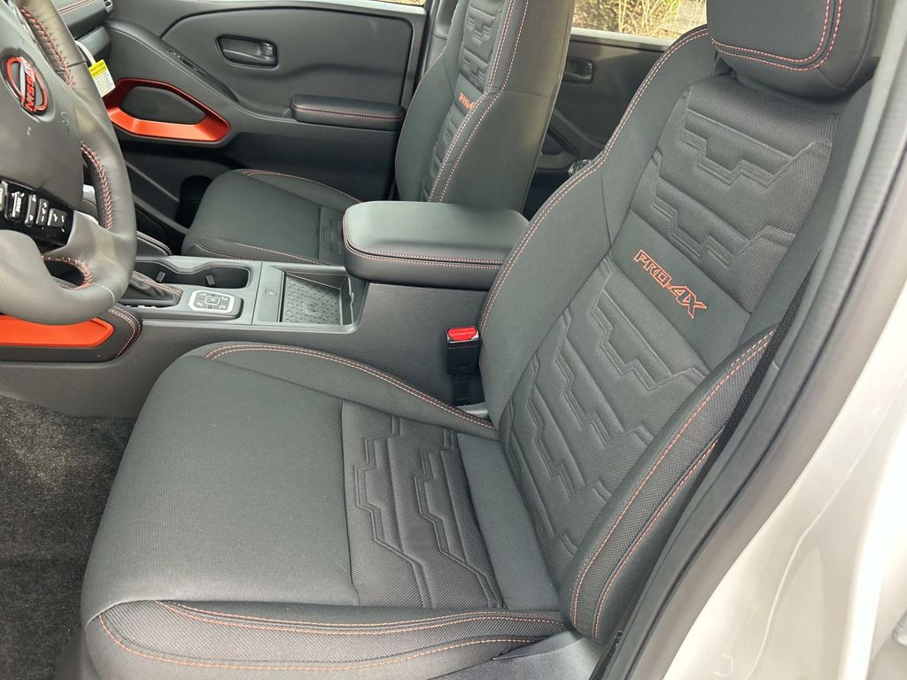 2026 Nissan Frontier PRO-4X - Photo 15
