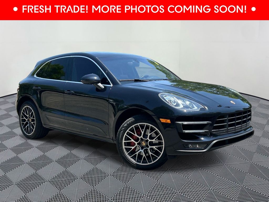 2015 Porsche Macan Turbo's photo