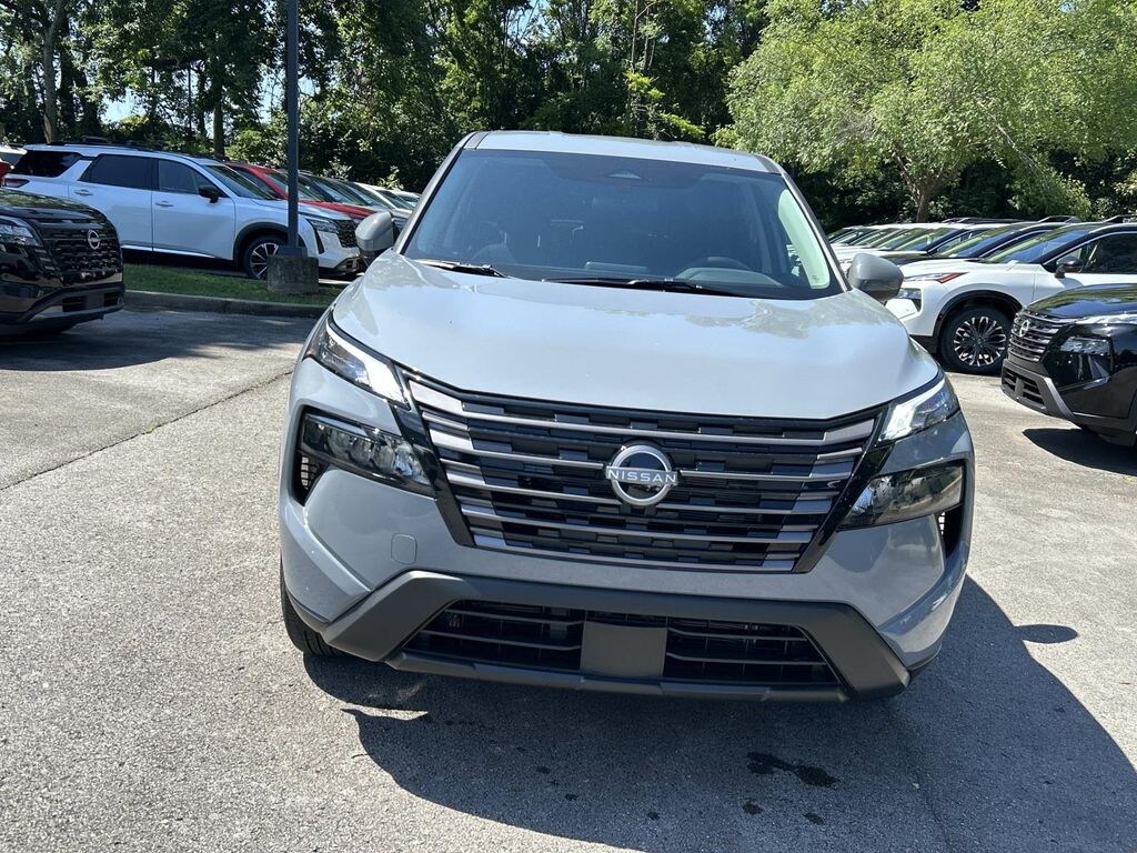 New 2026 Nissan Rogue SV SUV