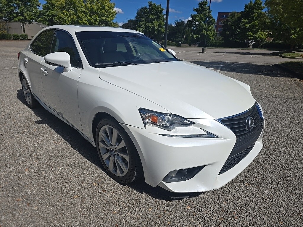 2014 Lexus IS 250 photo 2