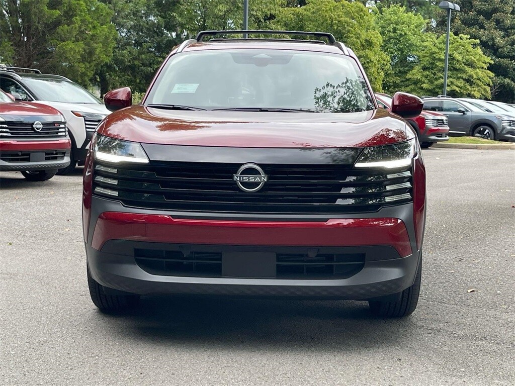 2025 Nissan Kicks SV photo 2