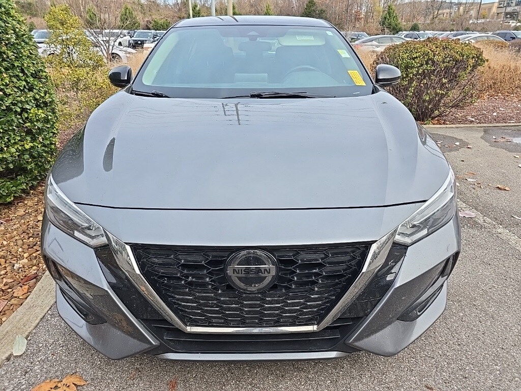 2021 Nissan Sentra SR photo 3