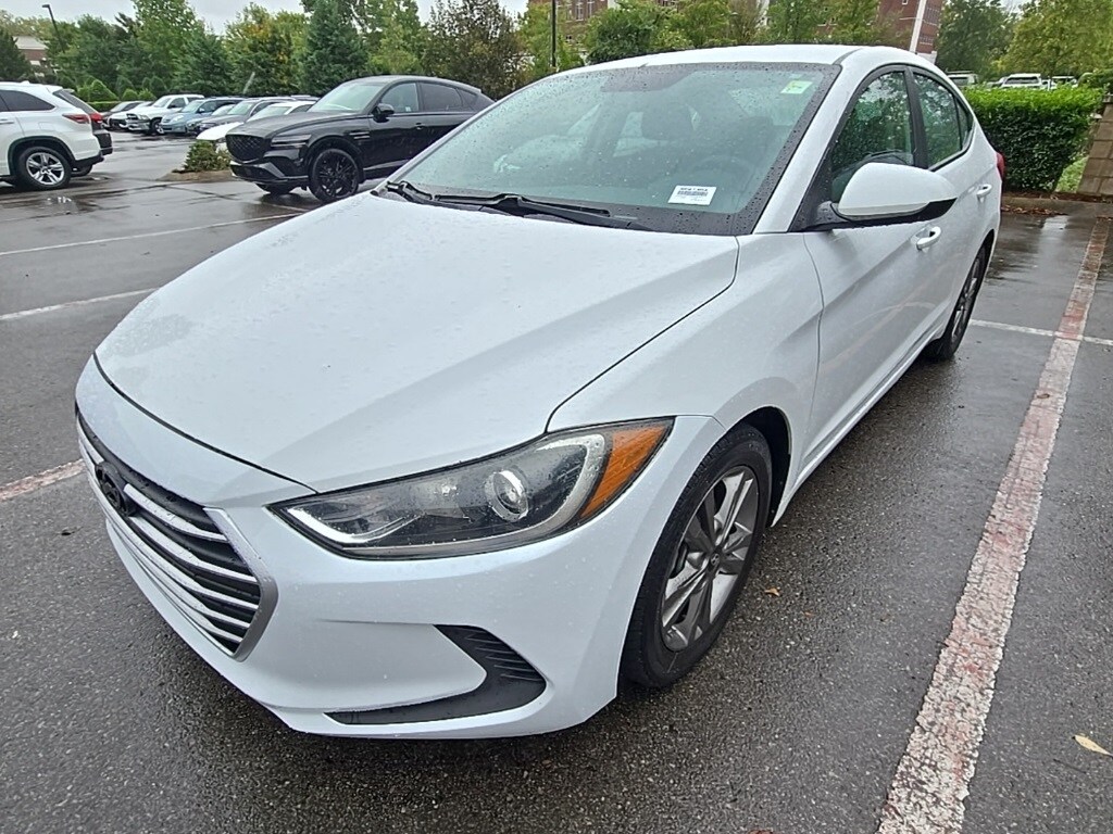 2018 Hyundai Elantra SEL photo 4