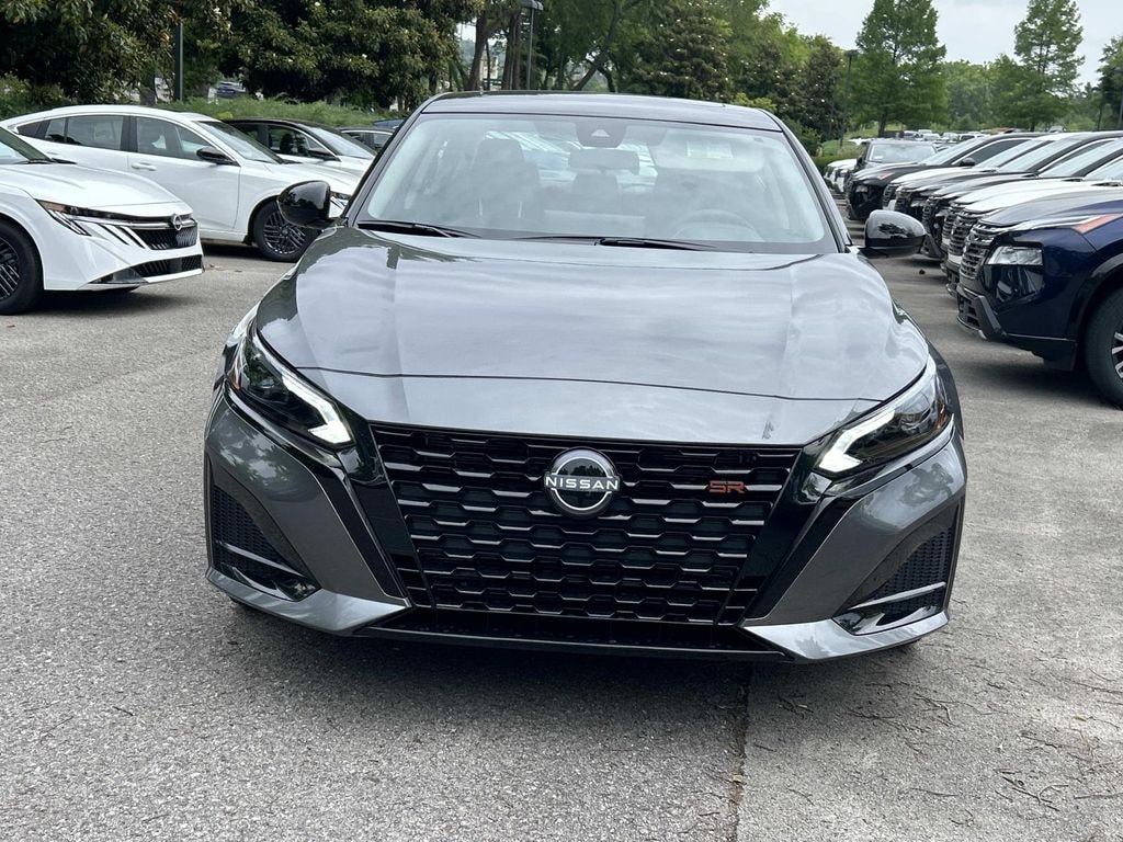 New 2026 Nissan Altima SR Sedan