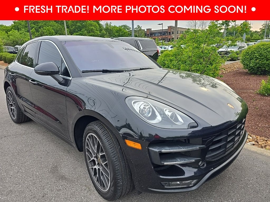 2015 Porsche Macan Turbo's photo