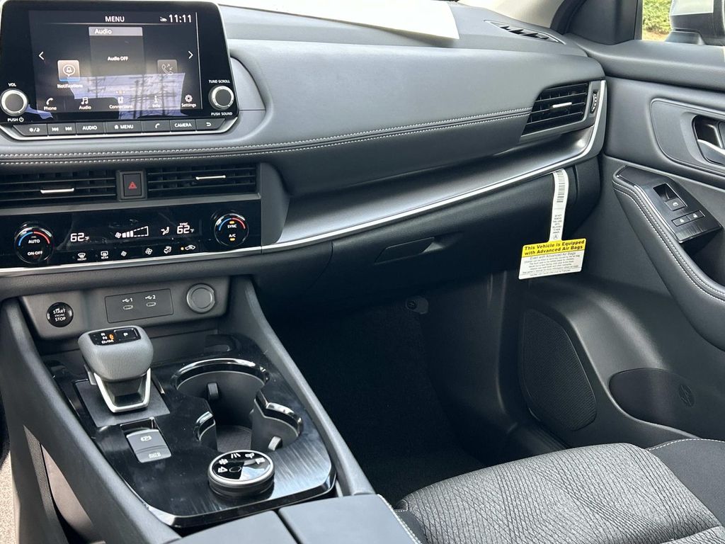 2026 Nissan Rogue SV - Photo 24