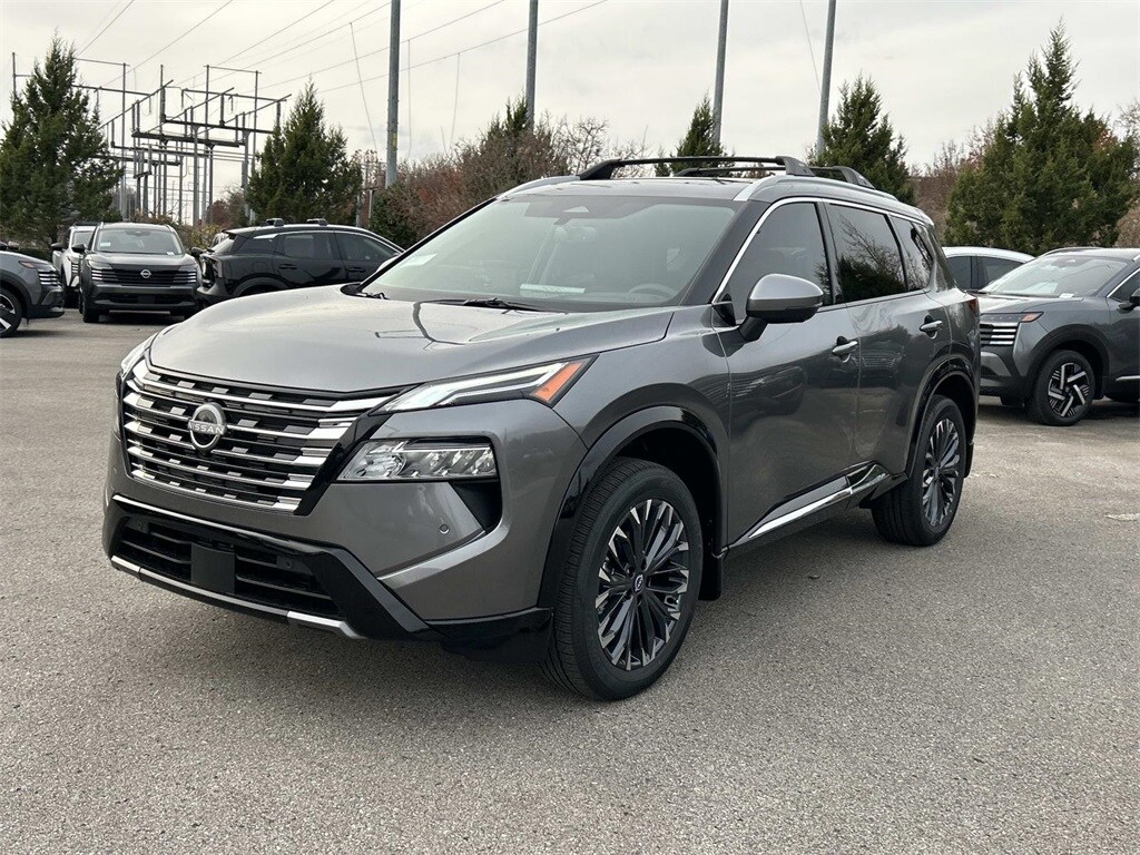 2026 Nissan Rogue Platinum photo 3