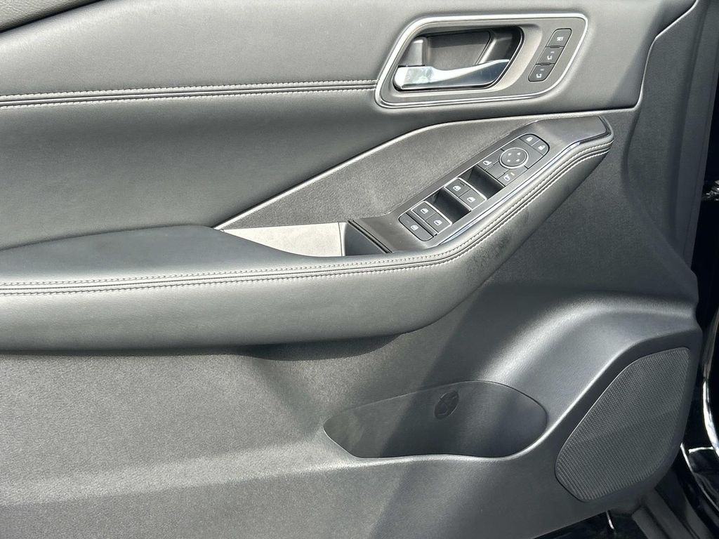 2026 Nissan Rogue Platinum - Photo 17