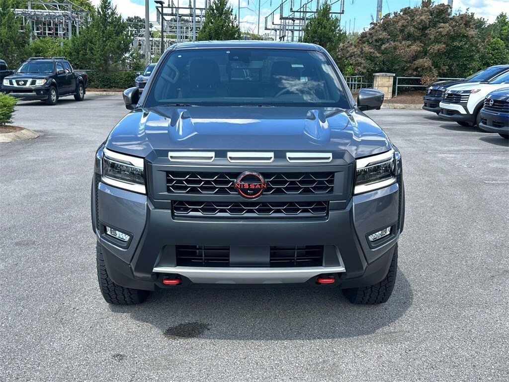 2025 Nissan Frontier PRO-X photo 2