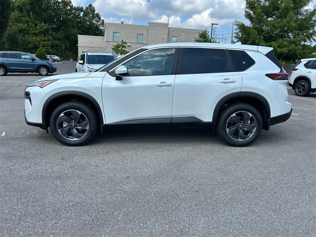 2026 Nissan Rogue SV photo 3