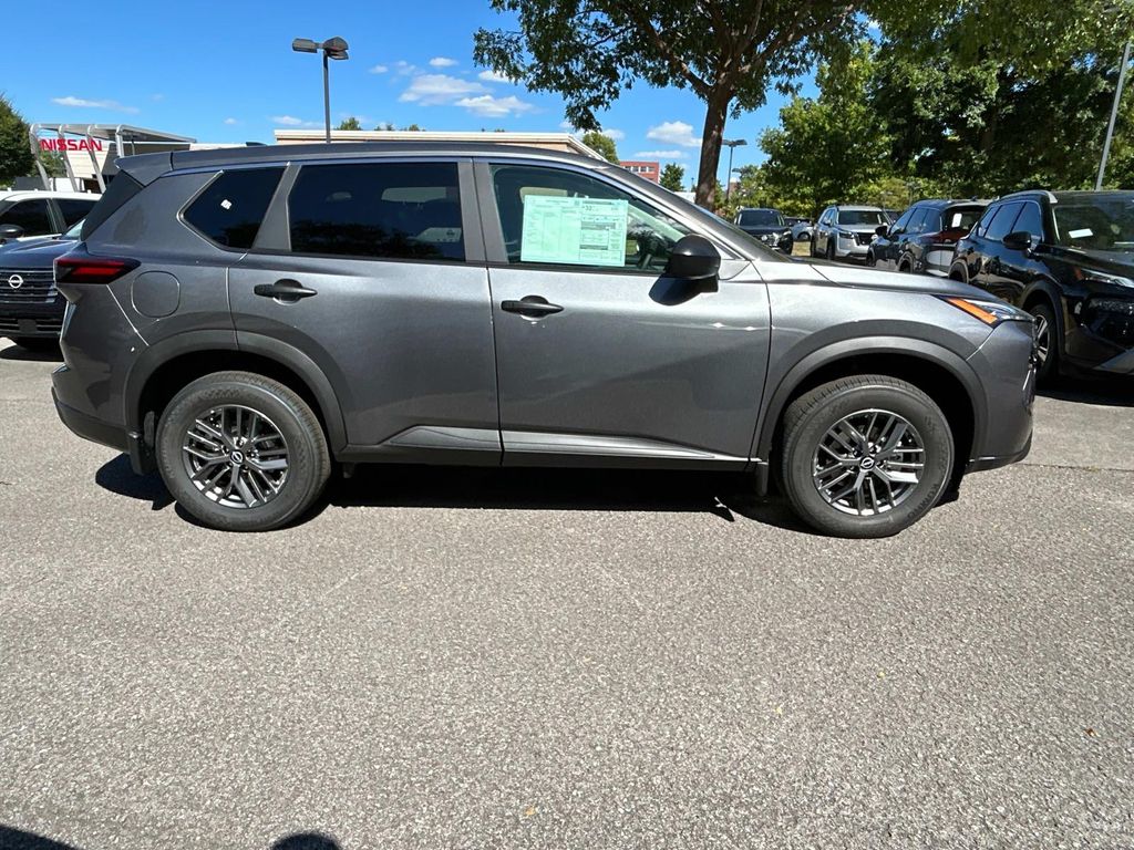 2026 Nissan Rogue S - Photo 8