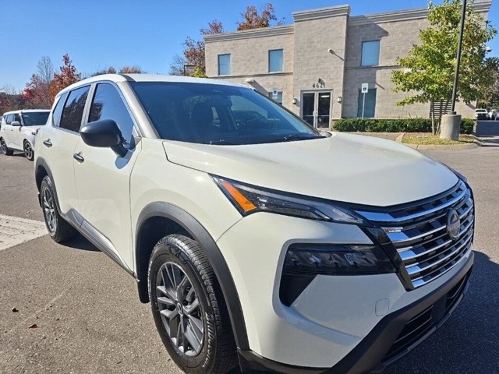 Used 2025 Nissan Rogue S SUV