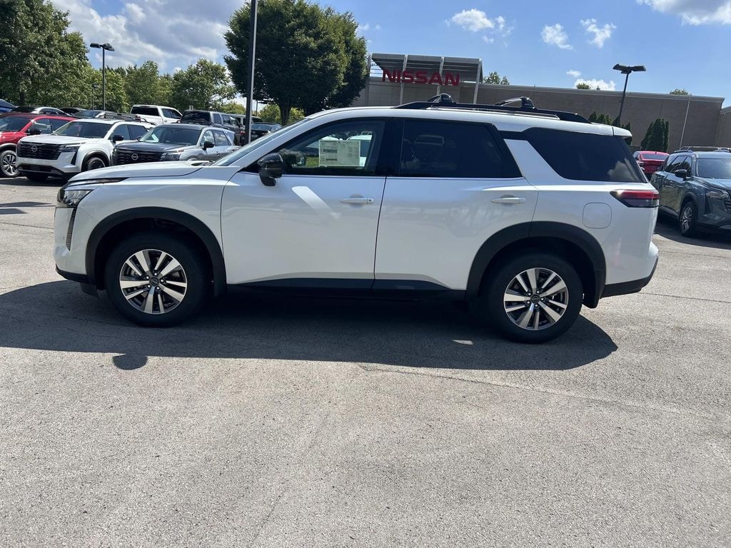 New 2026 Nissan Pathfinder SL SUV