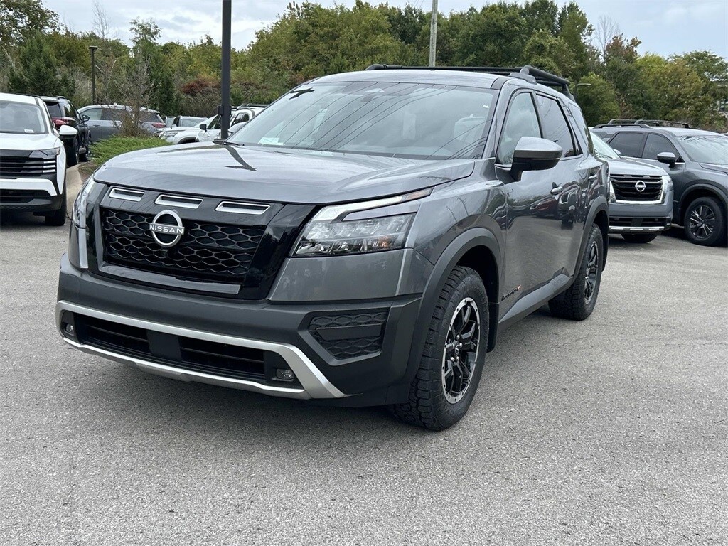 2025 Nissan Pathfinder Rock Creek photo 3