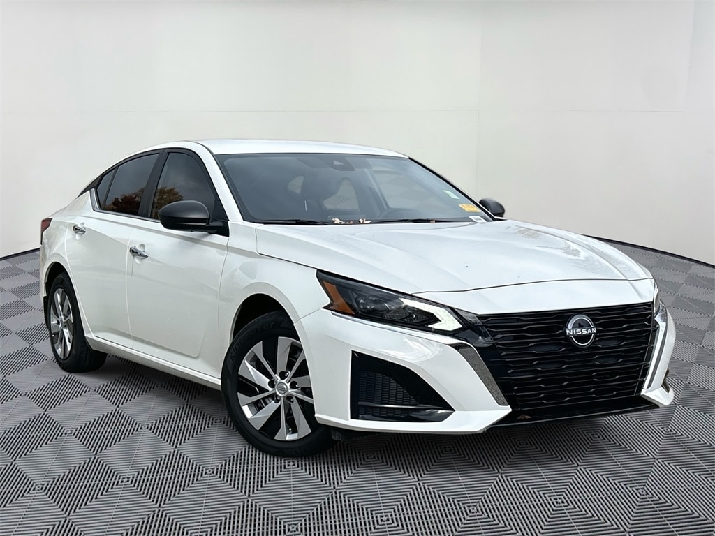 2025 Nissan Altima S