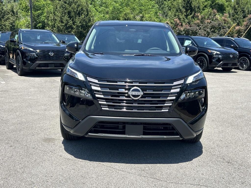 New 2026 Nissan Rogue SV SUV