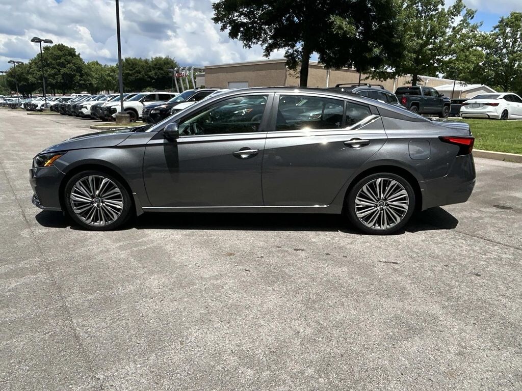 New 2026 Nissan Altima SV Sedan