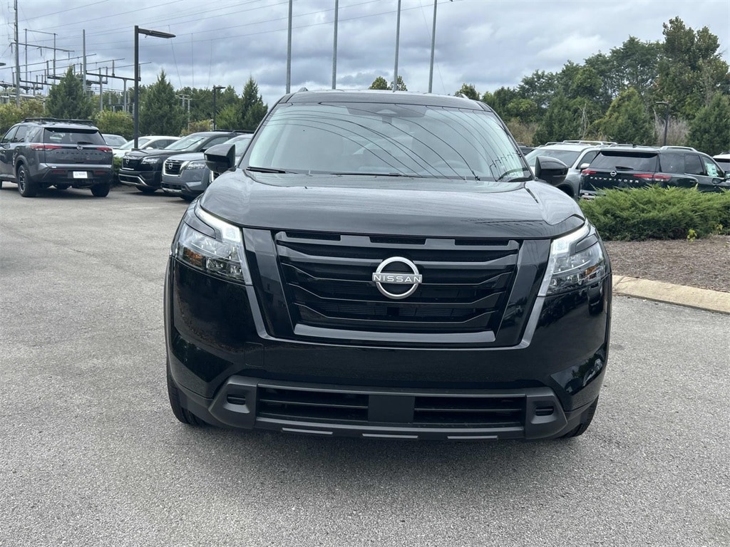 New 2025 Nissan Pathfinder SV SUV