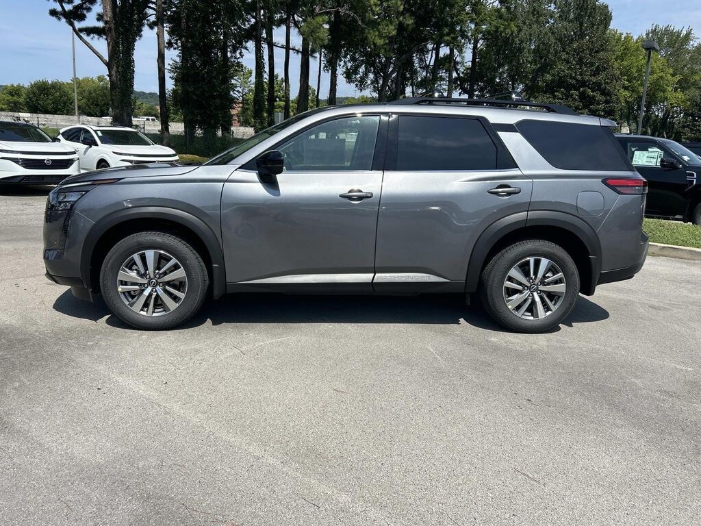 New 2026 Nissan Pathfinder SL SUV