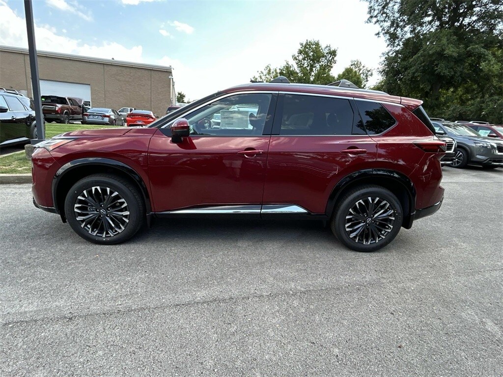 2026 Nissan Rogue Platinum photo 4