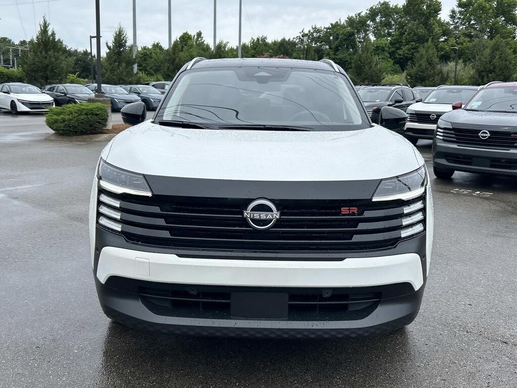 New 2026 Nissan Kicks SR SUV