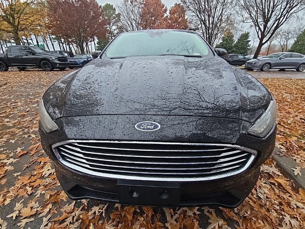 2020 Ford Fusion SE photo 3