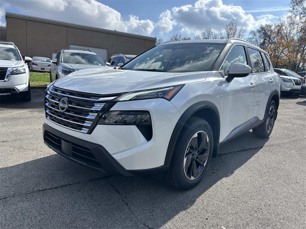 2026 Nissan Rogue SV photo 2