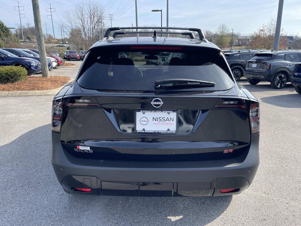New 2026 Nissan Kicks SR SUV
