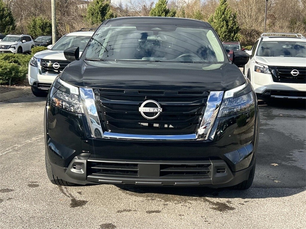 New 2025 Nissan Pathfinder S SUV