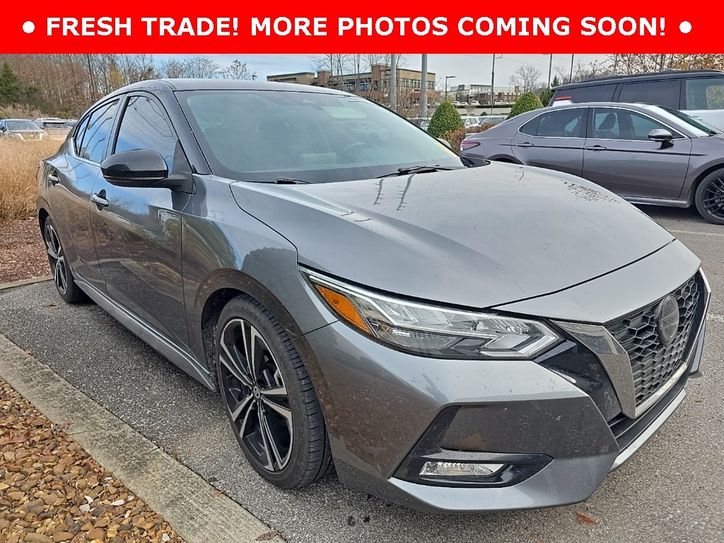 2021 Nissan Sentra SR's photo