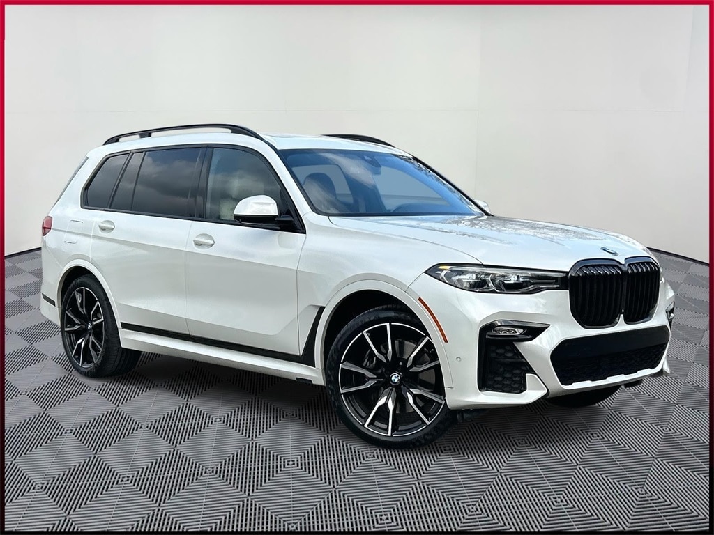 2021 BMW X7 40i's photo