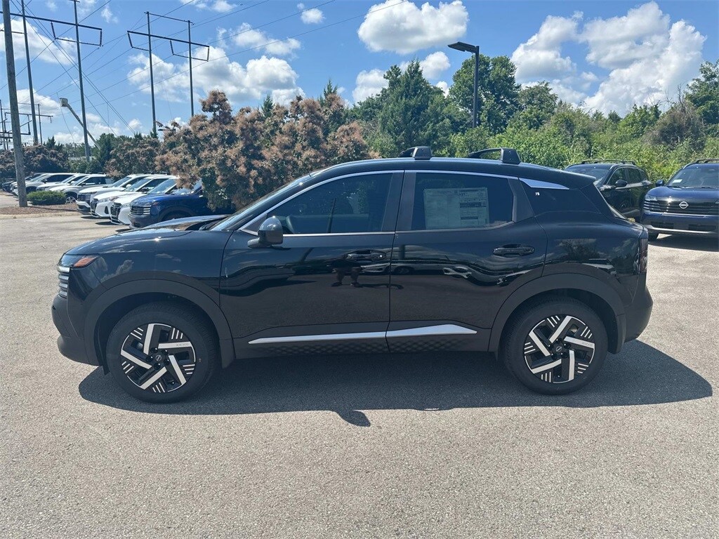 2025 Nissan Kicks SV photo 4