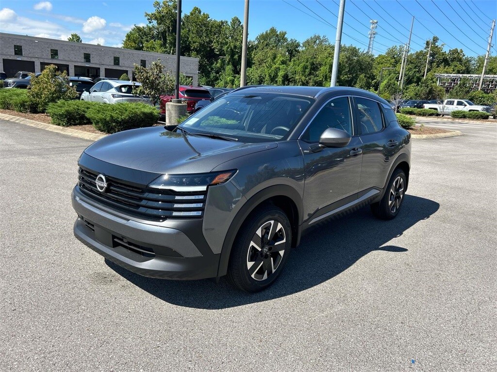 2025 Nissan Kicks SV photo 3