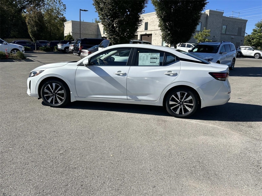 New 2025 Nissan Sentra SV Sedan