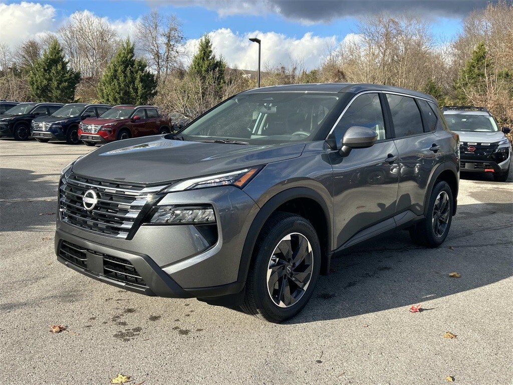 2026 Nissan Rogue SV photo 3