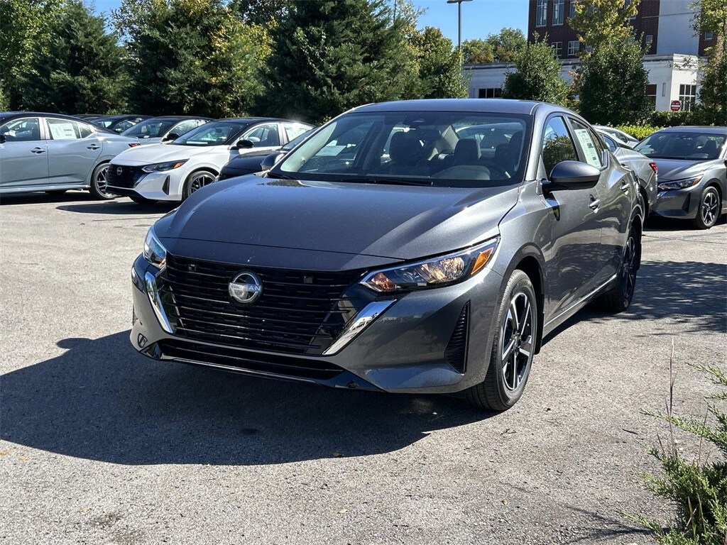 2025 Nissan Sentra SV photo 3