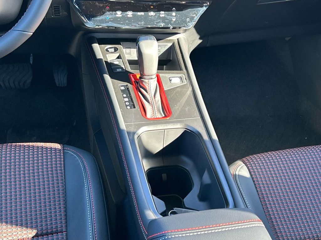 2026 Nissan KICKS SR - Photo 22