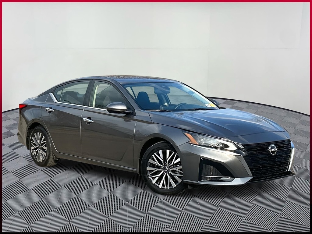 2023 Nissan Altima SV
