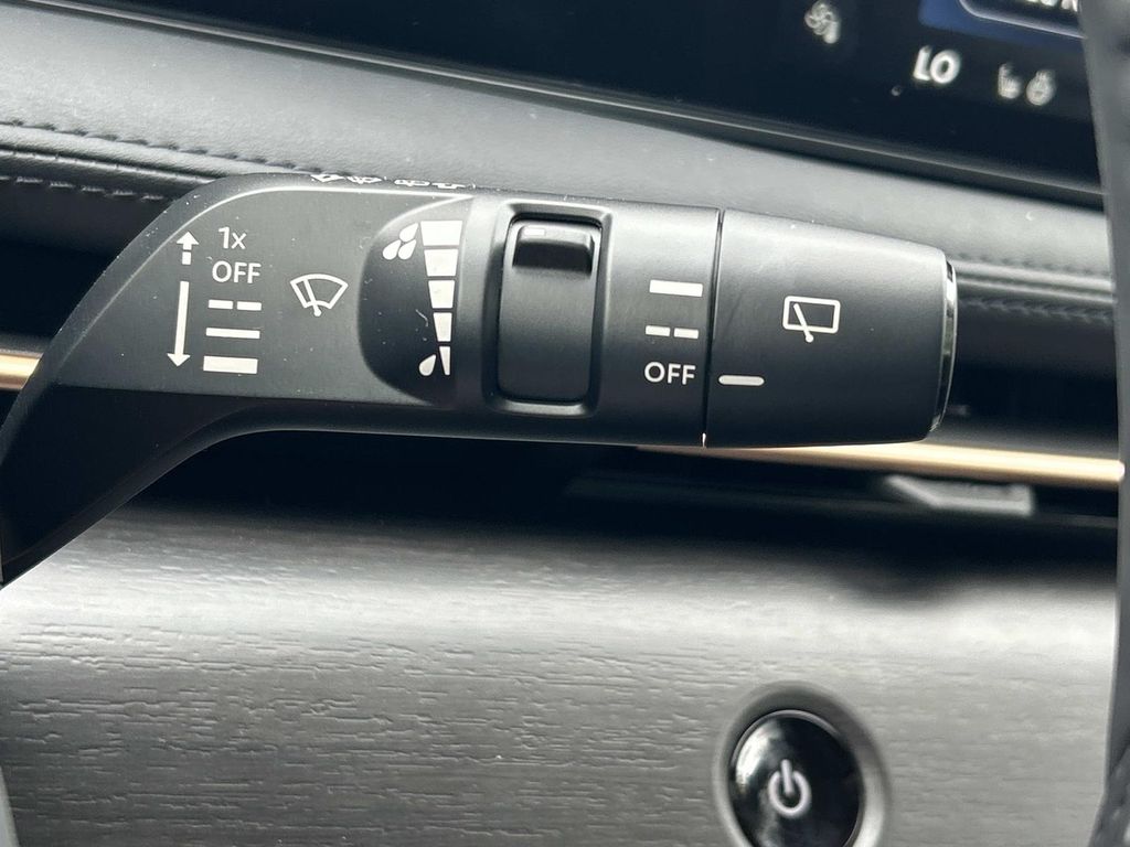 2025 Nissan ARIYA Engage+ - Photo 31