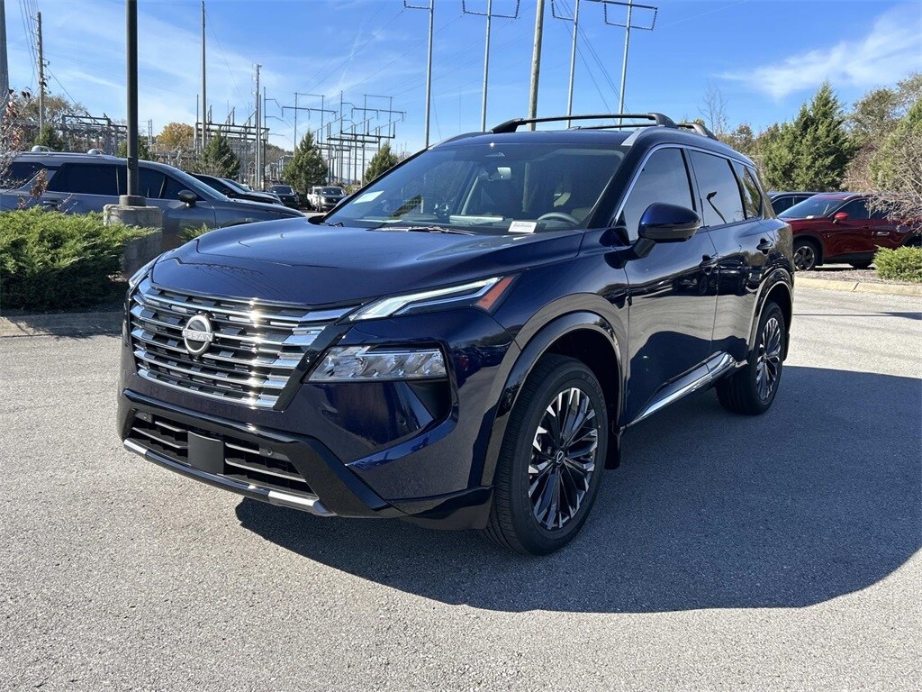 2026 Nissan Rogue Platinum photo 3