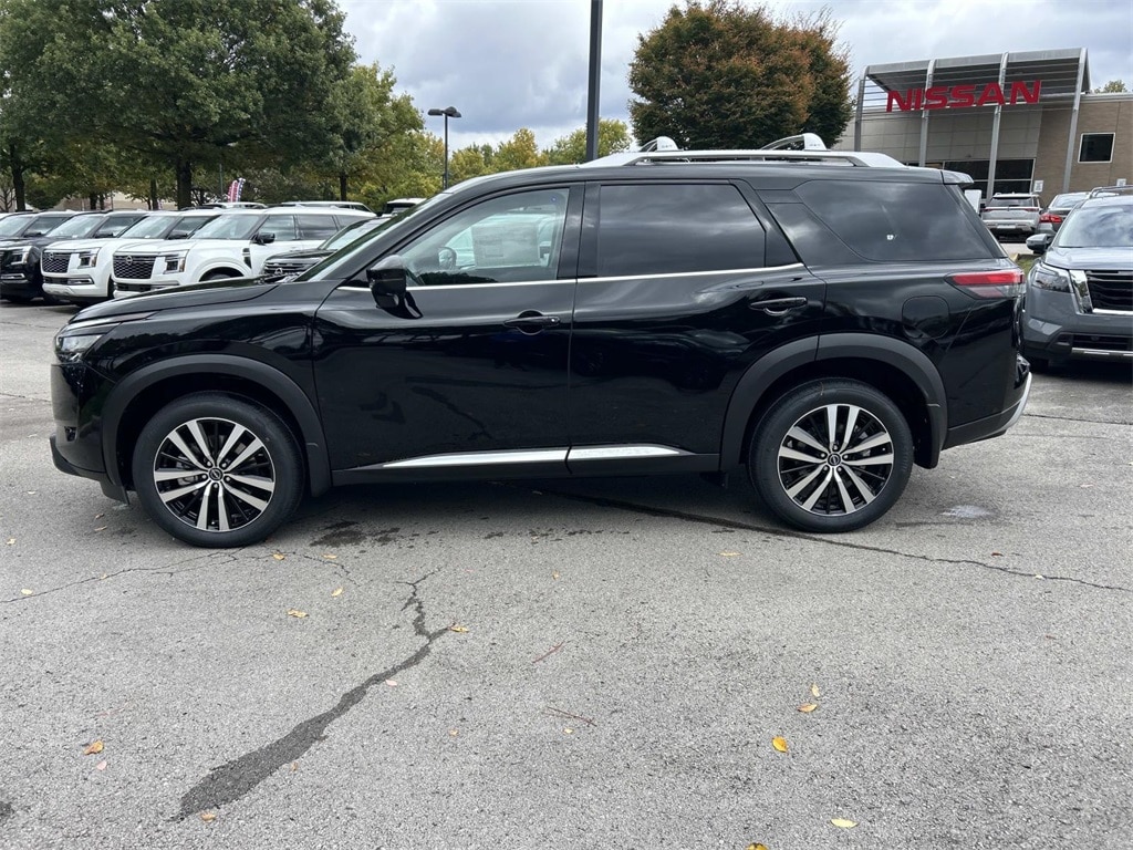 New 2025 Nissan Pathfinder Platinum SUV