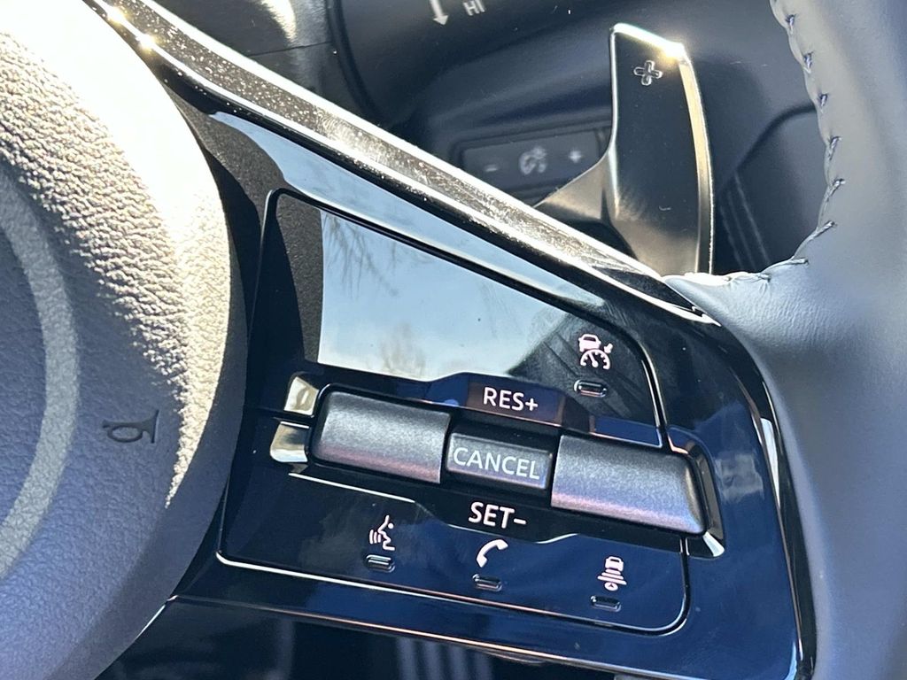 2025 Nissan Z Performance - Photo 26